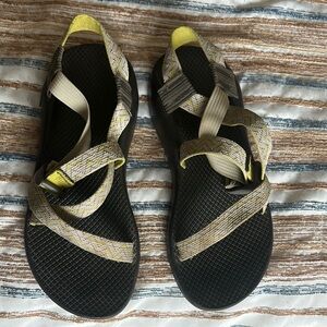 Stylish Black and Yellow Women's Sandals